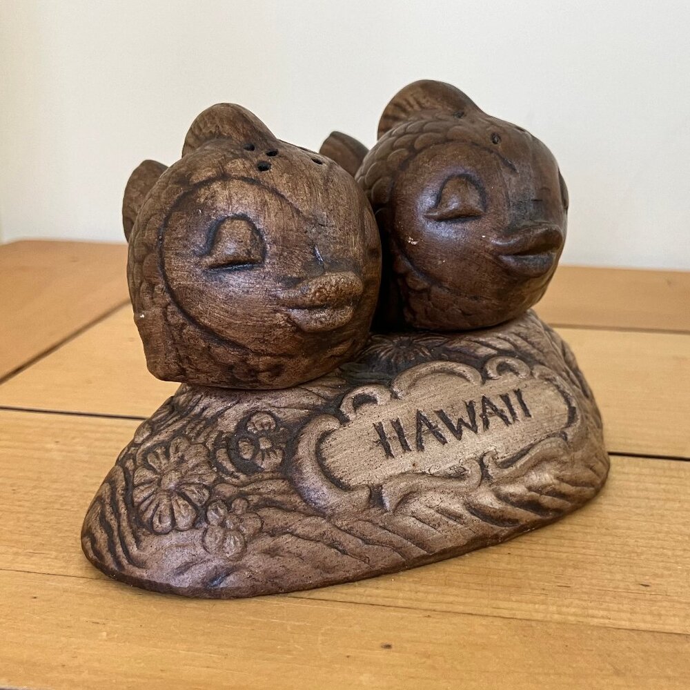 Tropical Fish Salt & Pepper Shakers Hawaii Base Vintage Treasure Craft Tiki Bar